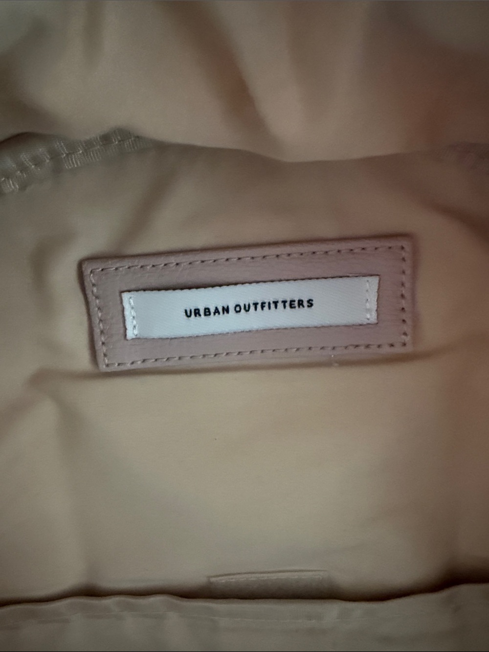 Urban Outfitters NWOT Vegan Pebbled Leather Backpack in Blush/Pale Pink - Picture 4 of 7